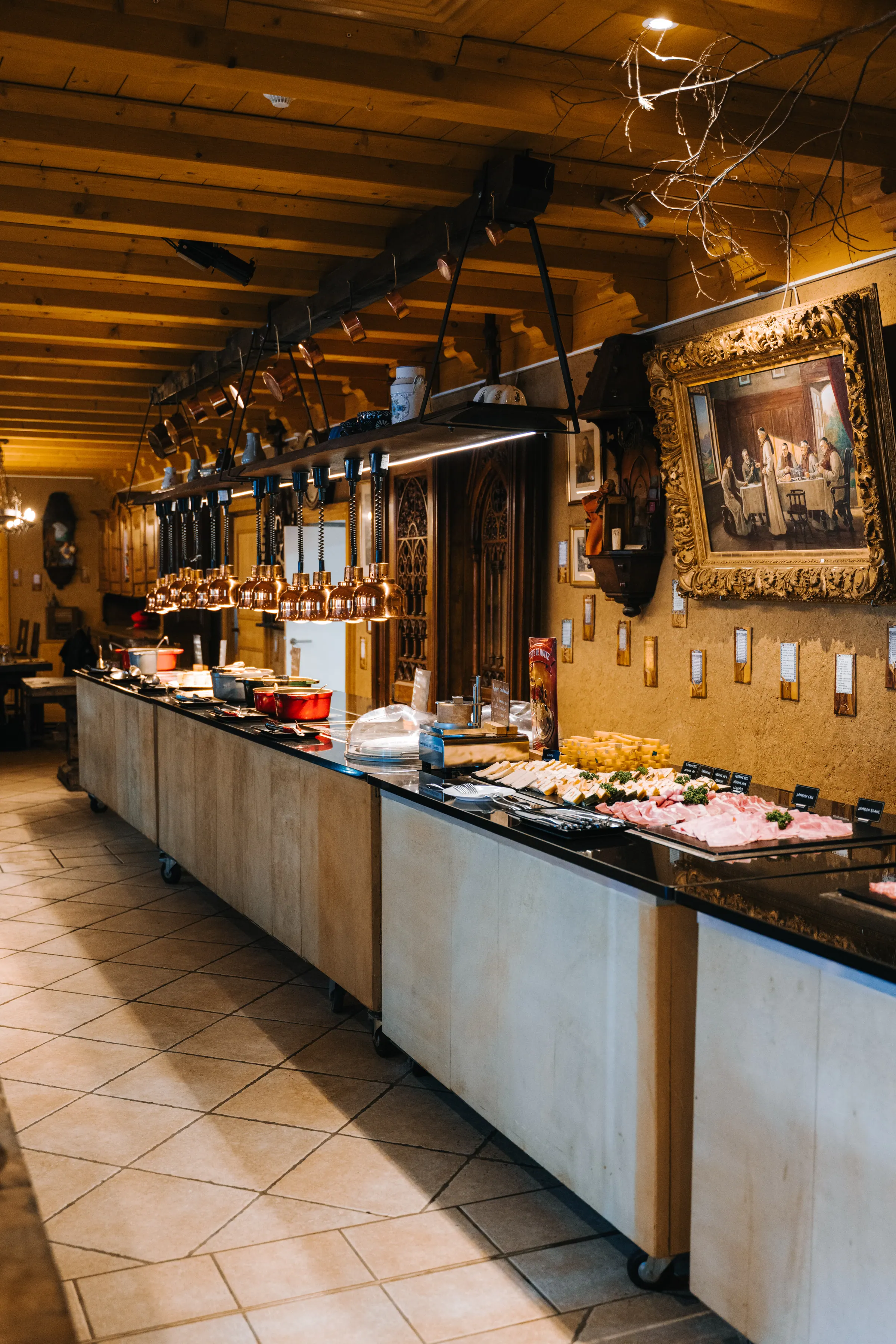 Le buffet à volonté, entrées et plats