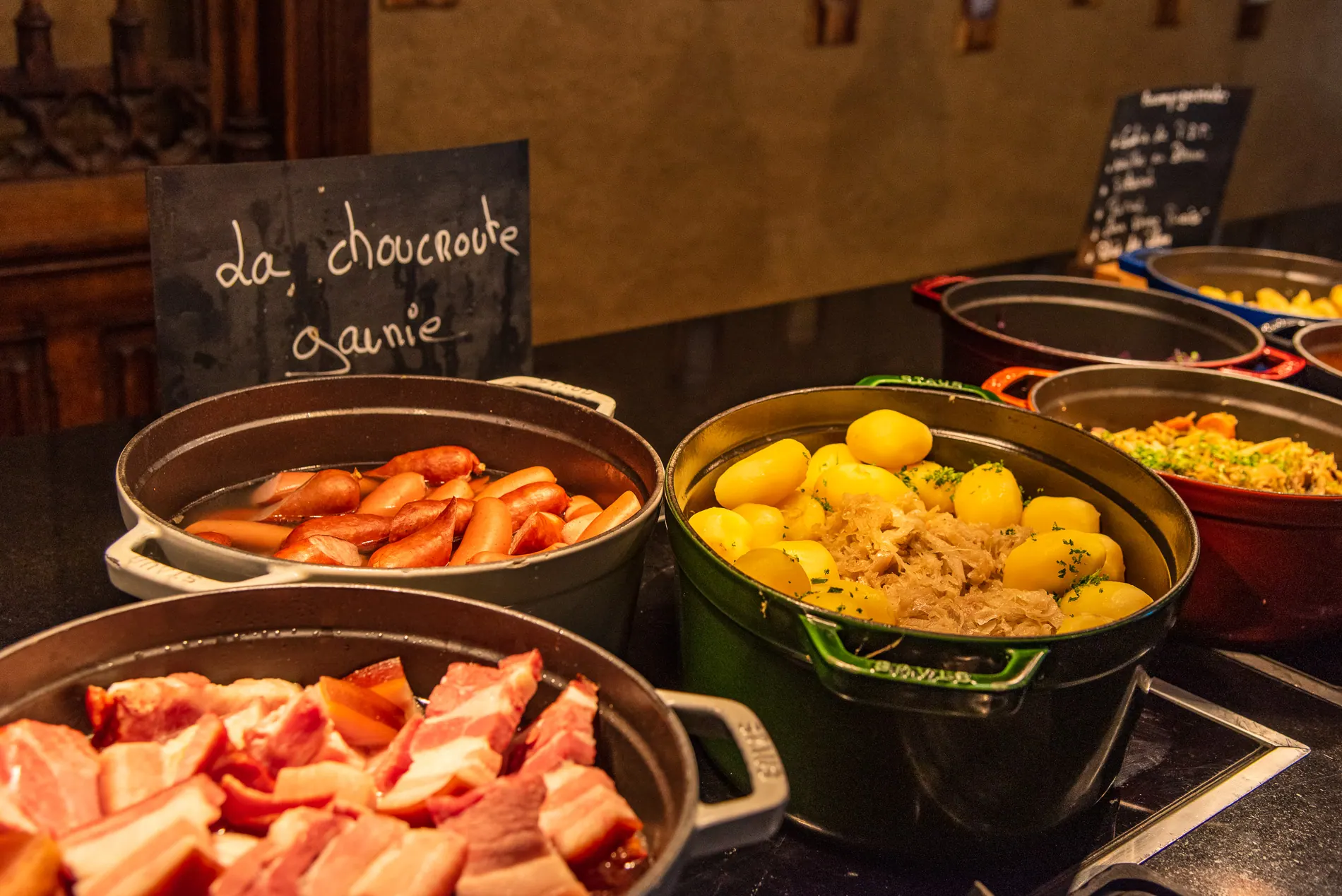 Les plats chauds du buffet